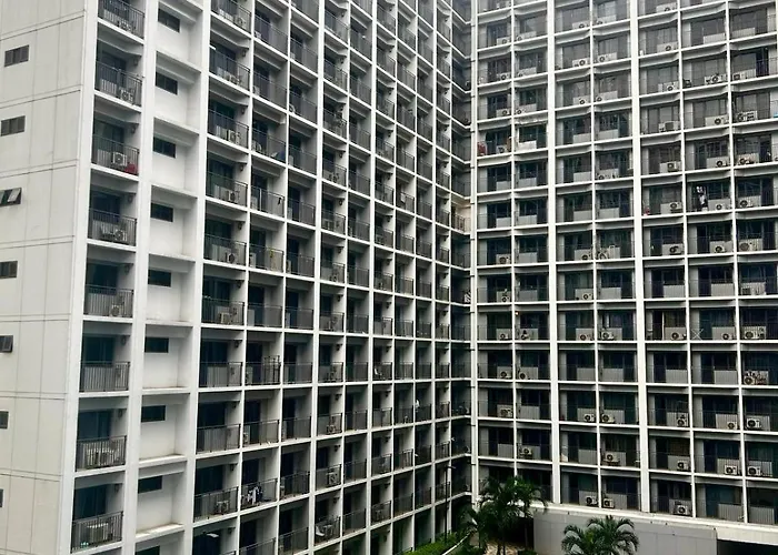 Stylish 1br At Shore Netflix & Chill-pool View Manila