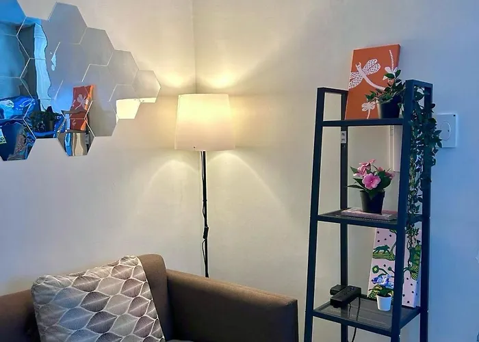 Stylish 1br At Shore Netflix & Chill-pool View Apartment
